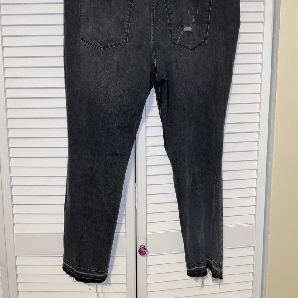 Universal thread jeans - Picture 3 of 3